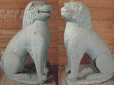 日吉神社の石造狛犬一対